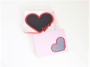 SVG Love Heart Frame or Gift Tag