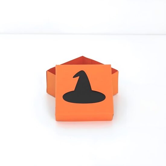 Free SVG Witch Hat Window Lid Treat Box / Gift Box