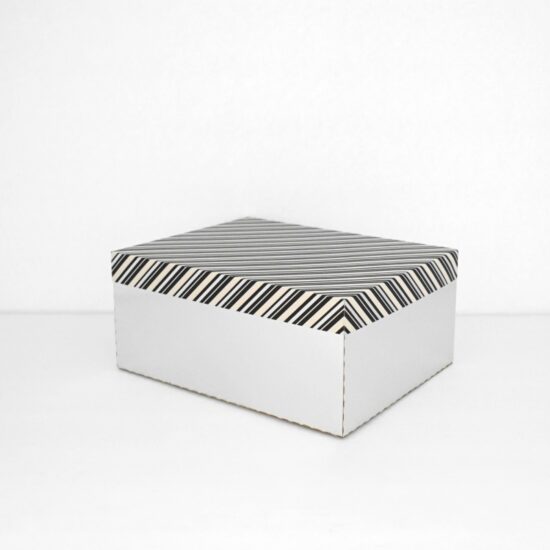 7x9x4 SVG Box Base or 9x7x4 SVG Box Base with 1 inch lid shown.